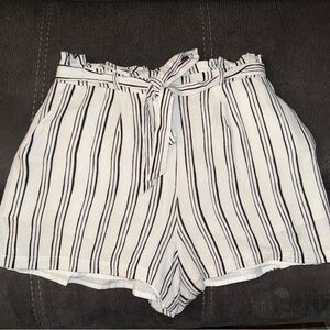 Jennifer Lopez black and white striped paperbag shorts